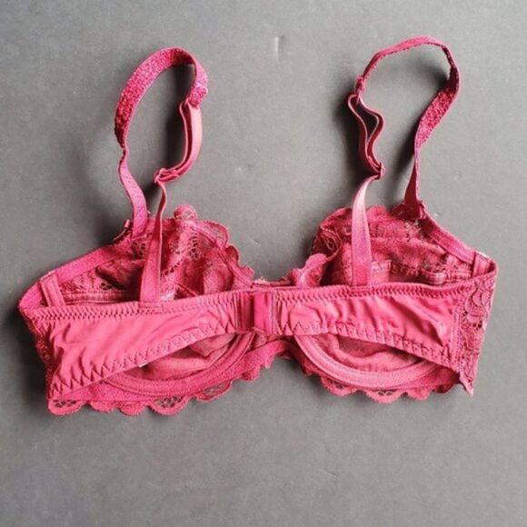 Adore me Red Lace Bra - Picture 6 of 8